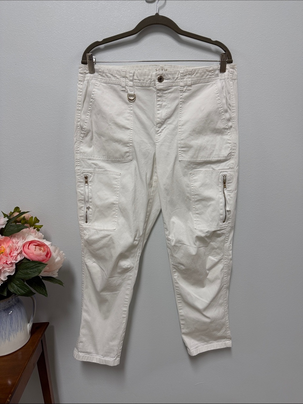 White House Black Market White Cropped Utility Pants